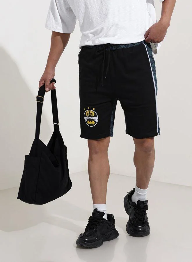 ذا انديان كراج كو Men Regular Fit Batman Printed Side Pocket Mid-Rise Shorts